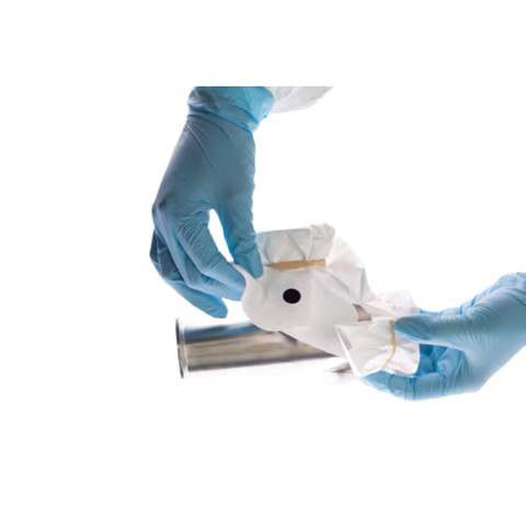 Autoclavable Wrapper made with 1073B Tyvek®